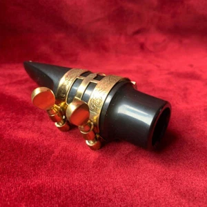 Handmade Carved Metal Ligature Alto Saxophone Mouthpiece Ligature Clip 2024 NEW - Picture 1 of 7