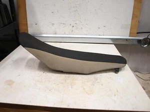 2010 Yamaha YZ250F Seat #4825 - Picture 1 of 5