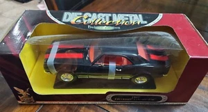 Road Legends 1:18 Scale Die Cast 1967 Chevrolet Camaro Z-28 Black  - Picture 1 of 2