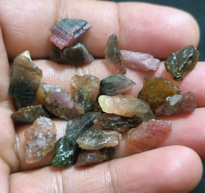 Fantástico lote de 23 piezas de joyas de piedras preciosas sueltas de turmalina cruda talla 11-13 mm - Imagen 1 de 7