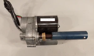 Trotter Cybex CXT Plus Treadmill Lift Elevation Incline Motor V03762AE76 - Picture 1 of 2