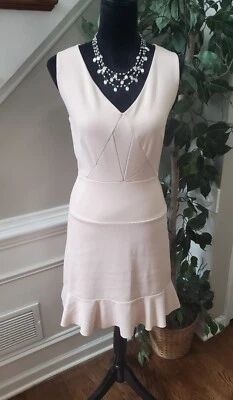 Vestido para mujer Jennifer Lopez beige poliéster cuello en V sin mangas hasta la rodilla 10 Foto 1 de 4