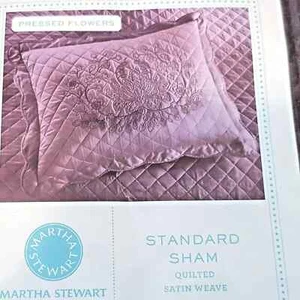$60 Martha Stewart Pressed Flowers Quilted Standard Sham Shiny Purple NEW - Picture 1 of 5