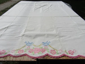 Vintage Bettlaken Kreuzstich blau Vögel Blumen 90" x 100" verfärbt gebeizt - Bild 1 von 16