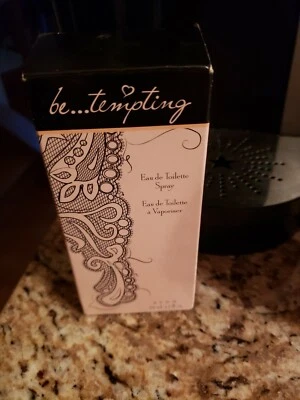Be Tempting Eau de Toliette spray 1,7 oz novo na caixa EXCELENTE NA CAIXA 🎅 - Imagem 1 de 2