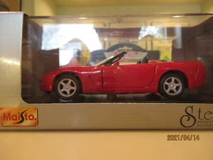 1:33 Maisto Sterling Collection 1998 Corvette CS Convertible - Bild 1 von 4