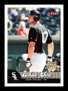 2007 Fleer #332 Josh Fields Rookie