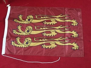 RICHARD THE LION HEART 115g Knitted Polyester FLAG High Quality - Picture 1 of 1