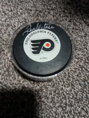 Ron Hextall Signed Flyers Puck NO COA FREE SHIPPING - Image 1 of 2