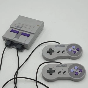 Super Nintendo Entertainment System SNES Video Game Console SNS-001 - Picture 1 of 4