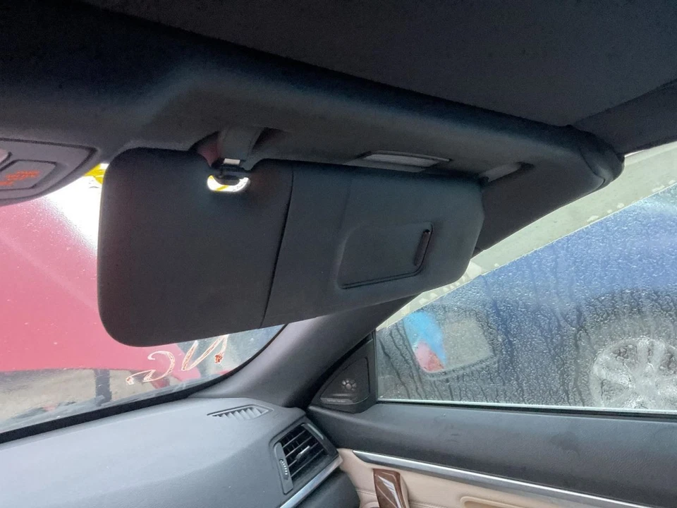 Passenger Sun Visor Illumination 2 Door Convertible Fits 17-20 BMW 430i 2189130 - Image 1 of 1