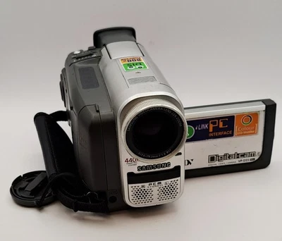 [VINTAGE SAMSUNG VP-D55 DIGITAL CAMCORDER + BENETTON CASE + EXTRAS] - Image 1 of 4