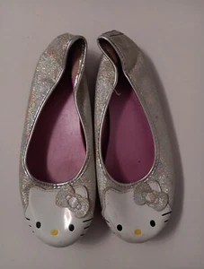 Hello Kitty Girl Shoes - Picture 1 of 5