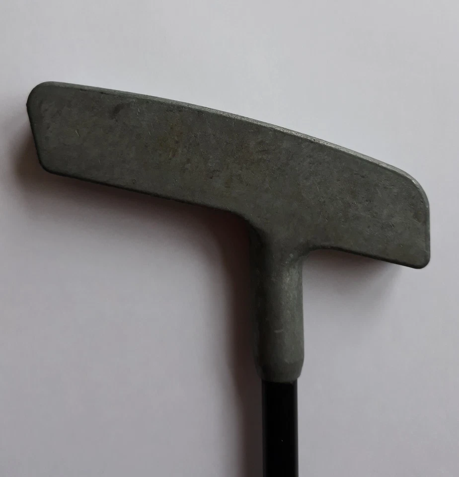 Putter - Image 1 of 1