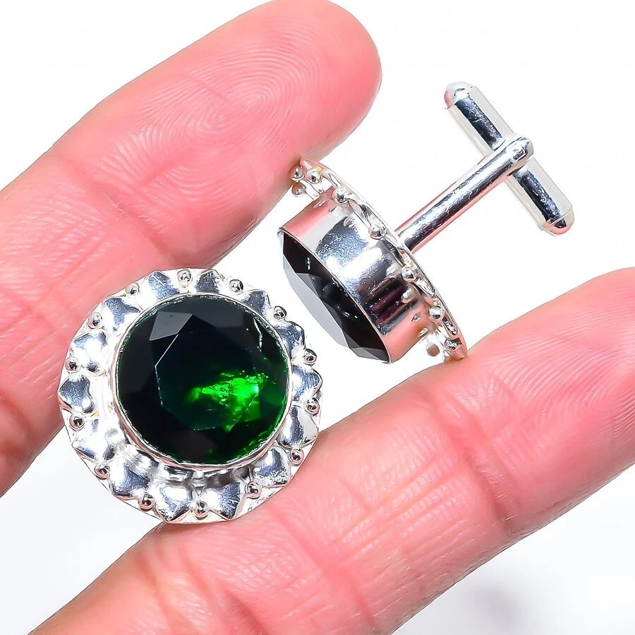 Chrome Diopside Gemstone Handmade 925 Sterling Silver Jewelry Cufflink - Image 1 of 1
