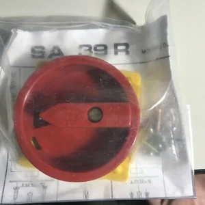 Entrelec SA 39R RED Selector Switch, - Picture 1 of 2