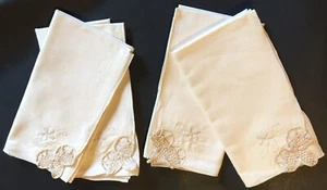 Lot of 4 Vintage Ivory Linen Napkins - 16"x16" w/Elegant Embroidered Corner - Picture 1 of 4