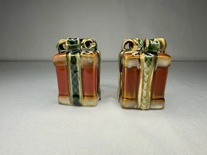 Vintage verpackt Weihnachtsgeschenk Geschenke Salz & Pfefferstreuer Porzellan Keramik - Bild 1 von 3