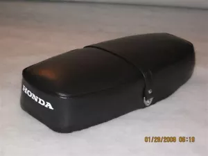 CB77 SUPERHAWK CB72 HAWK FLAT BLACK REPLACEMENT SEAT COVER COMPLETE WITH BELT - Foto 1 di 4