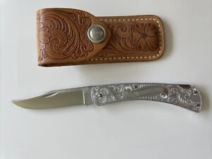 Buck 111 The Classic Folding Knife Old English Print Engraved Handle Sheath 1980