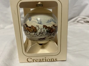 Currier & Ives Collection Christmas Balls (2) New - Picture 1 of 3
