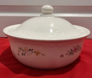 Pfaltzgraff 9" Round Covered Floral Casserole Baking Serving Dish With Lid - Picture 1 of 5