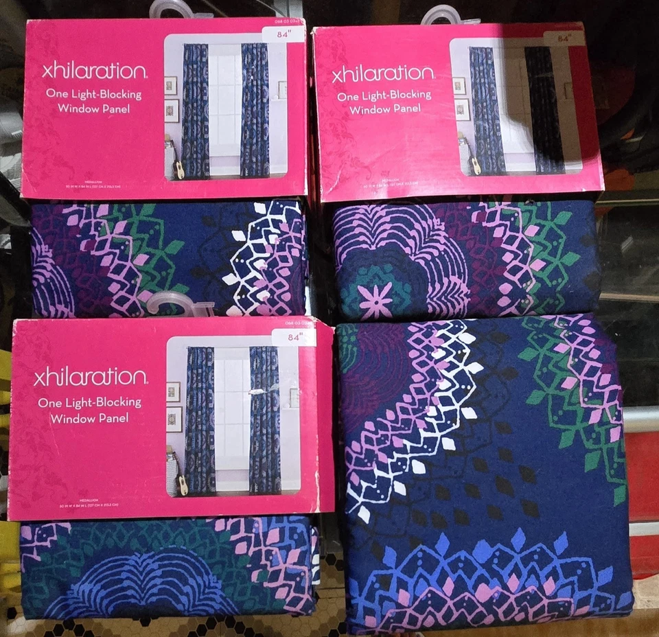 Juego de 4 Nuevo Xhilaration Cortina Ventana Panel 50" x 84" Medallón Bloqueo de Luz Foto 1 de 4