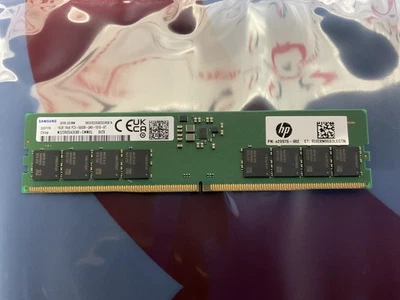 Memoria RAM de escritorio Samsung 16 GB DDR5-5600 DIMM M323R2GA3EB0-CWM HP: N20976-982 Foto 1 de 2