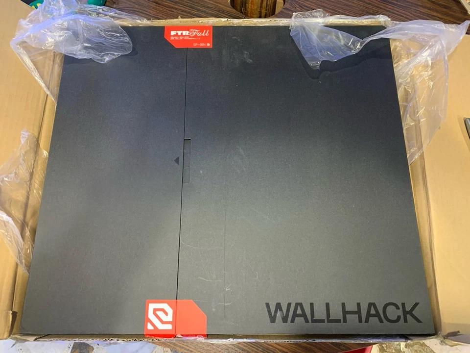 Wallhack SP-004 Limited Edition: Futurefall Glass Mousepad - Image 1 of 4