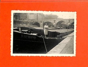 BATELLERIE / PHOTO / LA VIE SUR LA PÉNICHE " RAYMOND " - Imagen 1 de 1