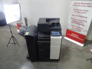 Konica Minolta Bizhub C750i fotocopiatrice a colori - solo 80K copie - 70 ppm colore - Foto 1 di 9