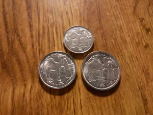 SAHARAWI 1 & 2 & 5 PESETAS 1992 UNCIRULATED THREE COINS (T553) - Picture 1 of 2