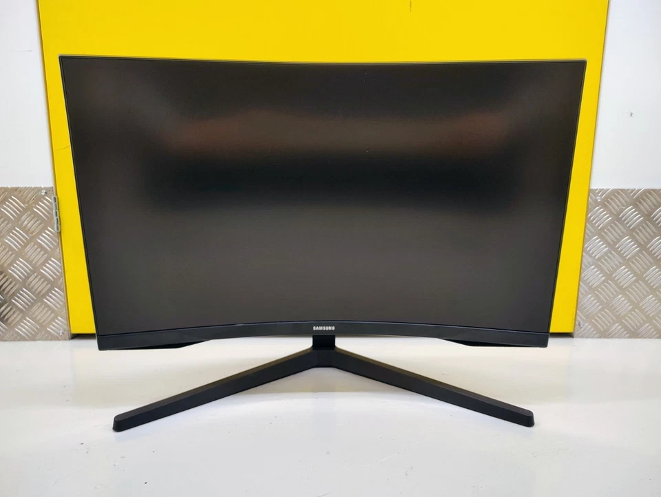 Samsung Odyssey G5 C27G54TQWRXEN – 27" WQHD Curved Gaming Monitor – Top Zustand - Bild 1 von 4