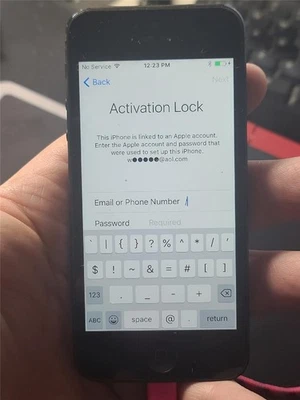 Near Mint Condition Apple iPhone 5 Black Model A1429 - As Is, Locked - Image 1 of 4