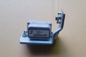 VW Golf MK4 R32 Yaw Rate ESP Sensor 1K0907652 1J2907638E - Picture 1 of 3