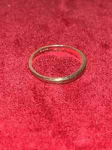 ❤️ANELLO IN ORO 14K MISURA 7, 1 GRAMMO. HA SEGNI DI USURA SUL BORDO INFERIORE - Foto 1 di 3