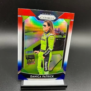 2019 Panini Prizm Racing #42 Danica Patrick Red White Blue Prizm - Bild 1 von 2