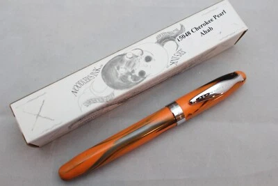 PLUMA ESTILOGRÁFICA NOODLERS OKLAHOMA (CHEROKEE) PEARL AHAB PISTÓN FLEXIBLE NUEVA EN CAJA Foto 1 de 3
