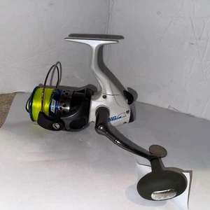 Cabela's Salt Striker SS-40B Spinning Reel - Picture 1 of 7
