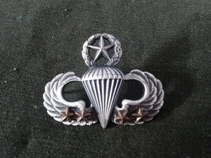 Insignia Original Paracaidista de Combate 4er Premio Maestro Silver-Ox Ejército Aerotransportado - Imagen 1 de 4