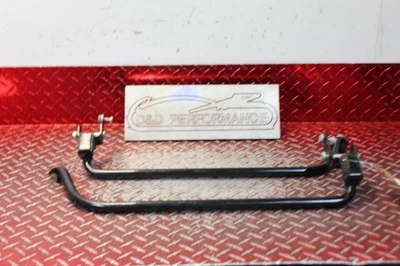 2018 Harley Davidson 公路滑翔原始设备制造商鞍袋支持支架 SADDLEBAG RG45 — 第 1/4 张图片