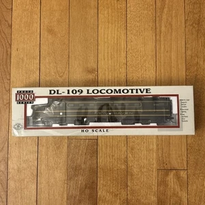 Proto 1000 30657 HO Scale New Haven DL-109 Diesel Locomotive #0702 NEW IN BOX - Picture 1 of 4