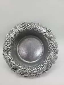 Vintage Arthur Court 1988 Grapevine Wine Bottle Coaster Nut Bowl Candy Dish - Picture 1 of 6