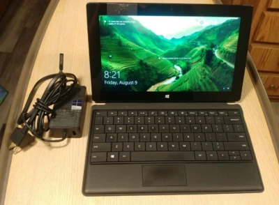 Microsoft Surface Pro 1514 (PANTALLA ROTA) i5 - 1.70GHz 4GB RAM 128GB SSD Win10 Foto 1 de 4