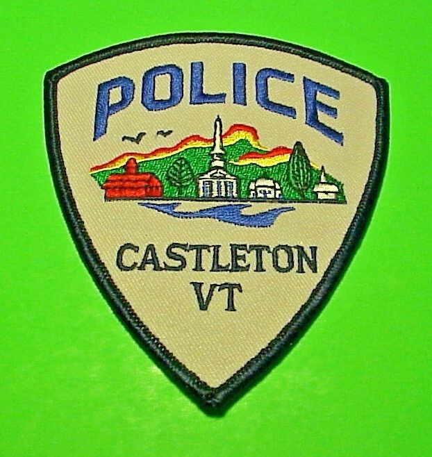 CASTLETON  VERMONT  VT  4 1/4"  POLICE PATCH  FREE SHIPPING!!! - Image 1 of 1