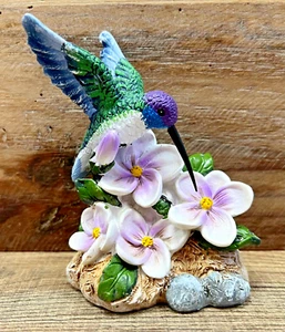 Hummingbird Resin Figurine 5" x 4" - Picture 1 of 5