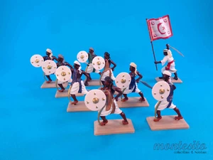 BRITAINS DSG * ARAB WARRIORS INFANTRY LINE (9 FIGUREN) WHITE CLOTHINGS * FOREIGN - Bild 1 von 5