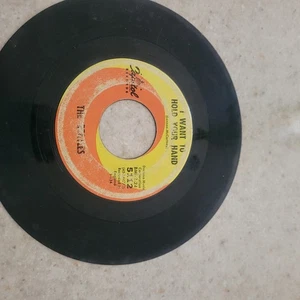 45 RPM Vinyl - I Want To hold Your Hand Capitol 5112 45 VG - Picture 1 of 2