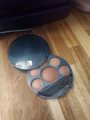 AVON Shimmer Swirls Face Powder Sun Bronzed New Old Stock  - Image 1 of 4