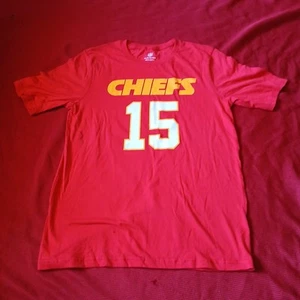 NEU Kansas City Chiefs Patrick Mahomes #15 rotes T-Shirt Jungen XL NFL - Bild 1 von 6